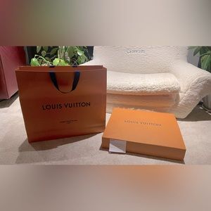 LV MM Beige graceful hobo 2021